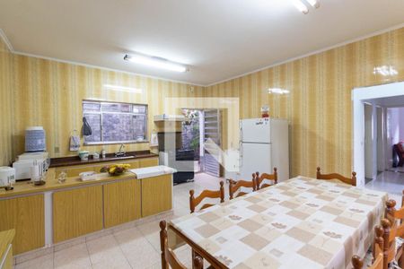 Casa à venda com 363m², 4 quartos e 3 vagas Casa à venda com 363m², 4 quartos e 3 vagasCozinha