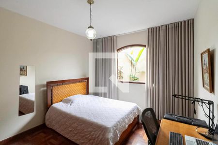 Casa à venda com 257m², 4 quartos e 4 vagasQuarto 3