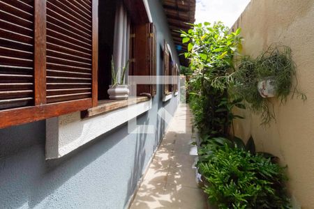 Casa à venda com 257m², 4 quartos e 4 vagasCorredor