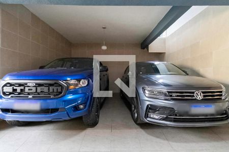 Casa à venda com 257m², 4 quartos e 4 vagasGaragem