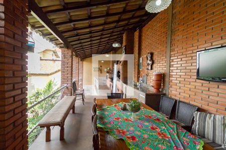 Casa à venda com 257m², 4 quartos e 4 vagasEspaço Gourmet