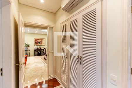 Apartamento à venda com 200m², 3 quartos e 1 vagaCorredor