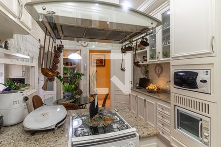 Apartamento à venda com 200m², 3 quartos e 1 vagaCozinha