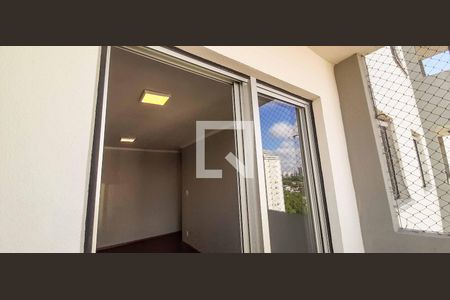 Sacada de apartamento para alugar com 2 quartos, 58m² em Jardim Roberto, Osasco