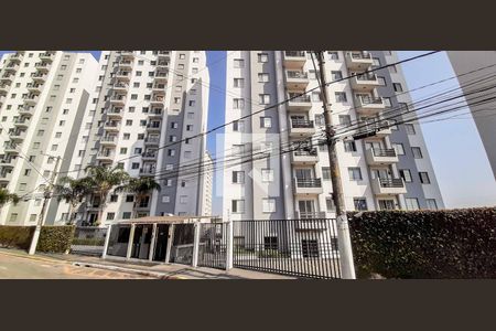Apartamento para alugar com 58m², 2 quartos e 1 vagaFachada e portaria