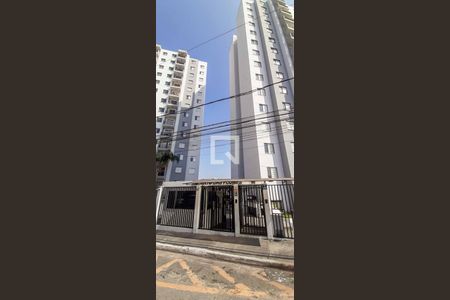 Apartamento para alugar com 58m², 2 quartos e 1 vagaFachada e portaria