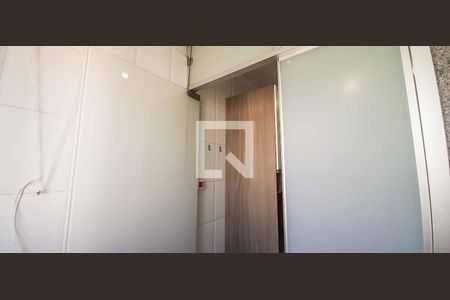 Apartamento para alugar com 58m², 2 quartos e 1 vagaÁrea de Serviço