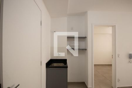 Sala e Cozinha de apartamento à venda com 1 quarto, 29m² em Parque Vitoria, São Paulo