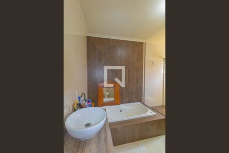 Casa à venda com 117m², 3 quartos e 2 vagas Casa à venda com 117m², 3 quartos e 2 vagasBanheiro