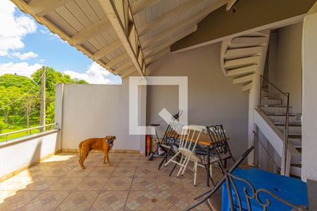 Casa à venda com 117m², 3 quartos e 2 vagas Casa à venda com 117m², 3 quartos e 2 vagasÁrea comum