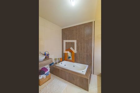 Casa à venda com 117m², 3 quartos e 2 vagas Casa à venda com 117m², 3 quartos e 2 vagasBanheiro