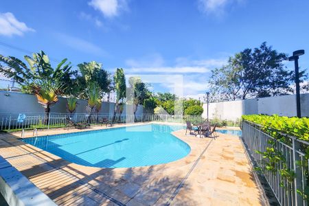 Apartamento para alugar com 50m², 2 quartos e 1 vagaÁrea comum - Piscina