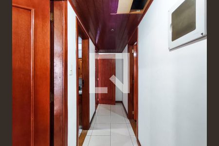 Casa à venda com 400m², 4 quartos e 5 vagasCorredor