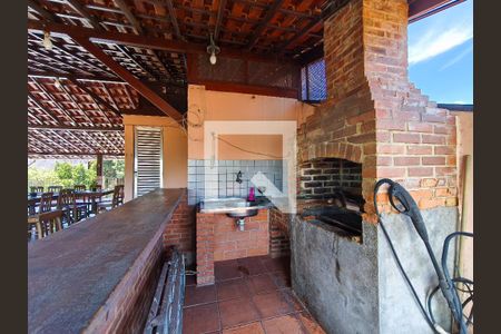 Casa à venda com 400m², 4 quartos e 5 vagasChurrasqueira