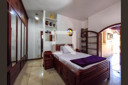 Casa à venda com 400m², 4 quartos e 5 vagasSuíte 3