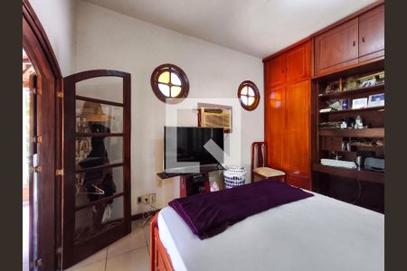 Casa à venda com 400m², 4 quartos e 5 vagasSuíte 3