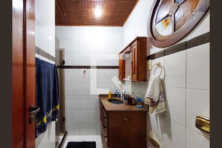 Casa à venda com 400m², 4 quartos e 5 vagasBanheiro da Suíte 3