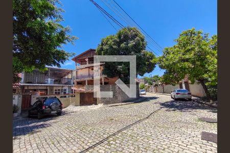 Casa à venda com 400m², 4 quartos e 5 vagasFachada