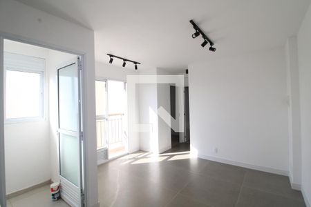 Apartamento à venda com 38m², 2 quartos e sem vagaSala / Cozinha