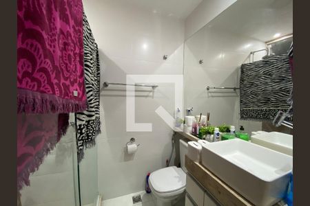 Apartamento para alugar com 60m², 2 quartos e sem vagaBanheiro