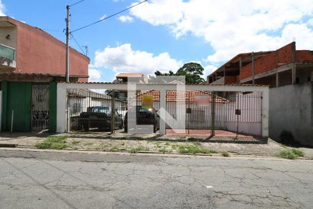 Casa à venda com 220m², 2 quartos e 4 vagasFachada