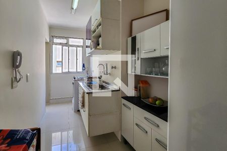 Apartamento para alugar com 64m², 2 quartos e 1 vagaCozinha