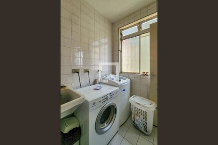 Apartamento para alugar com 64m², 2 quartos e 1 vagaÁrea de Serviço