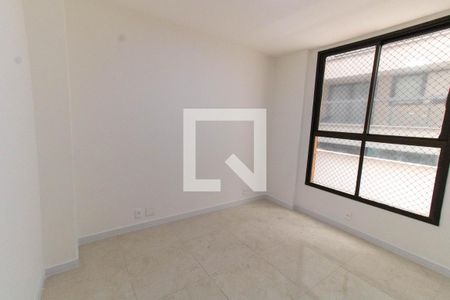 Apartamento para alugar com 120m², 3 quartos e 2 vagasQuarto 2