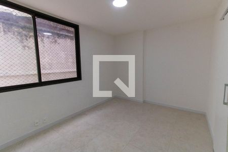 Apartamento para alugar com 120m², 3 quartos e 2 vagasSuíte