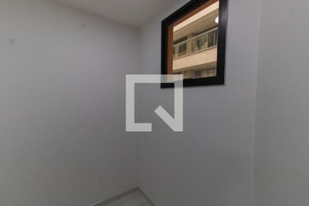 Apartamento para alugar com 120m², 3 quartos e 2 vagasQuarto de Serviço