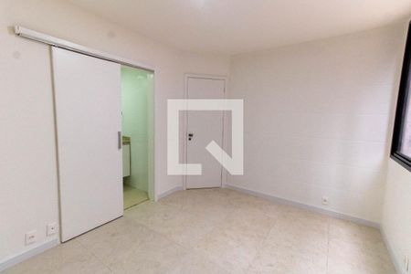 Apartamento para alugar com 120m², 3 quartos e 2 vagasSuíte