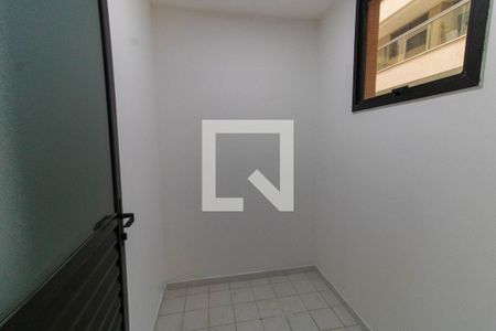 Apartamento para alugar com 120m², 3 quartos e 2 vagasQuarto de Serviço