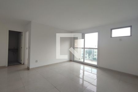 Sala/Cozinha de apartamento para alugar com 1 quarto, 47m² em Taquara, Rio de Janeiro