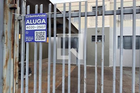 Apartamento para alugar com 82m², 2 quartos e 1 vagaPlaca banner