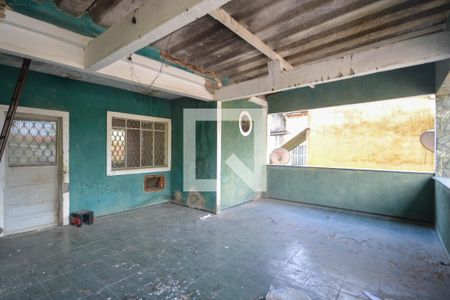 Casa para alugar com 55m², 2 quartos e 2 vagas Casa para alugar com 55m², 2 quartos e 2 vagasTerraço