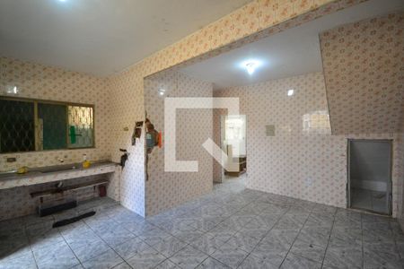 Casa para alugar com 55m², 2 quartos e 2 vagas Casa para alugar com 55m², 2 quartos e 2 vagasCozinha