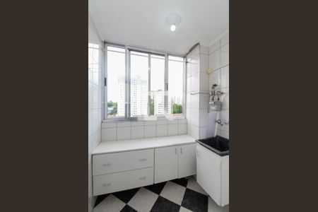 Apartamento à venda com 68m², 2 quartos e 1 vagaÁrea de Serviço