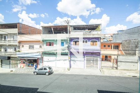 Casa à venda com 107m², 3 quartos e 2 vagas Casa à venda com 107m², 3 quartos e 2 vagasVista