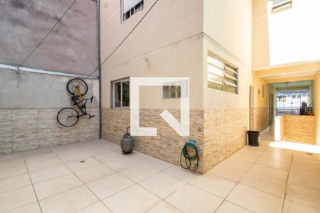 Casa à venda com 107m², 3 quartos e 2 vagas Casa à venda com 107m², 3 quartos e 2 vagasQuintal
