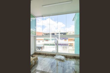 Casa à venda com 107m², 3 quartos e 2 vagas Casa à venda com 107m², 3 quartos e 2 vagasVaranda do Quarto 3