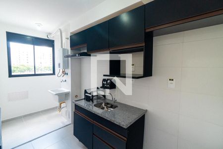 Apartamento à venda com 38m², 2 quartos e sem vagaCozinha e Área de Serviço