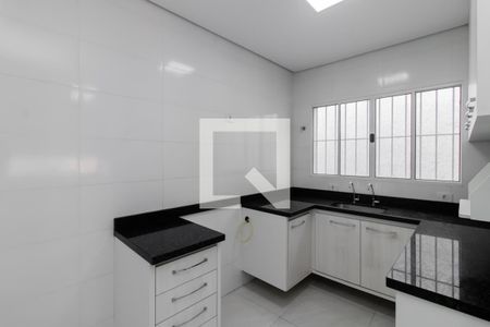 Casa para alugar com 120m², 2 quartos e 2 vagas Casa para alugar com 120m², 2 quartos e 2 vagasCozinha