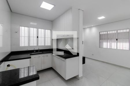 Casa para alugar com 120m², 2 quartos e 2 vagas Casa para alugar com 120m², 2 quartos e 2 vagasCozinha