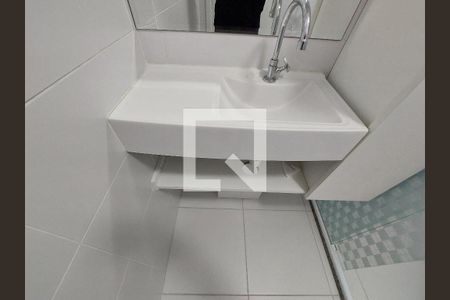Apartamento para alugar com 58m², 3 quartos e 1 vagaBanheiro 2
