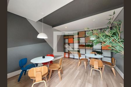 Apartamento para alugar com 58m², 3 quartos e 1 vagaOutros