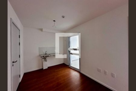 Sala de apartamento para alugar com 2 quartos, 35m² em Vila das Belezas, São Paulo