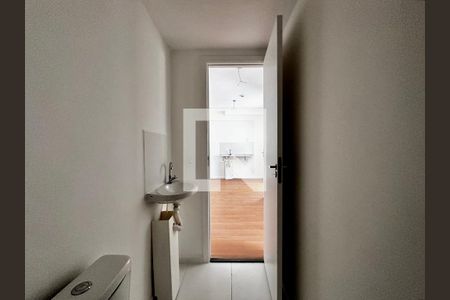 Apartamento para alugar com 35m², 2 quartos e sem vagaBanheiro