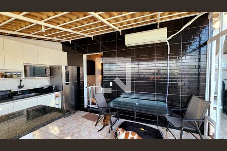 Apartamento à venda com 98m², 3 quartos e 1 vagaCozinha