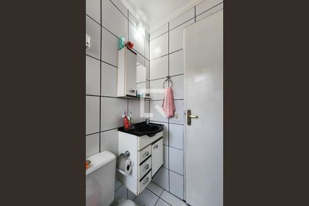 Apartamento para alugar com 47m², 2 quartos e 1 vaga Apartamento para alugar com 47m², 2 quartos e 1 vagaBanheiro