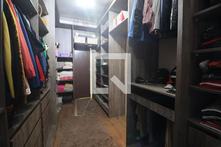 Casa à venda com 192m², 2 quartos e 2 vagasQuarto Suíte